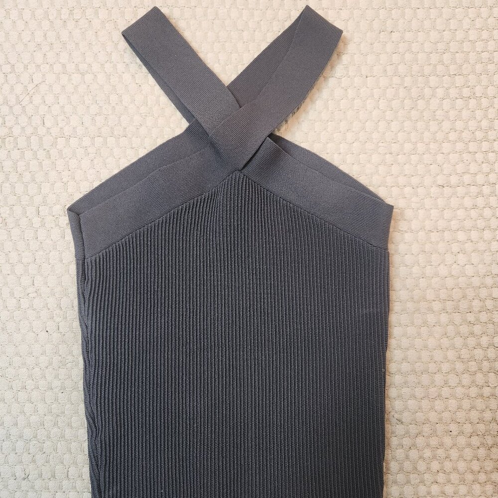 Aritzia Babaton Sculpt Knit Criss Cross Cropped Tank Top Womens